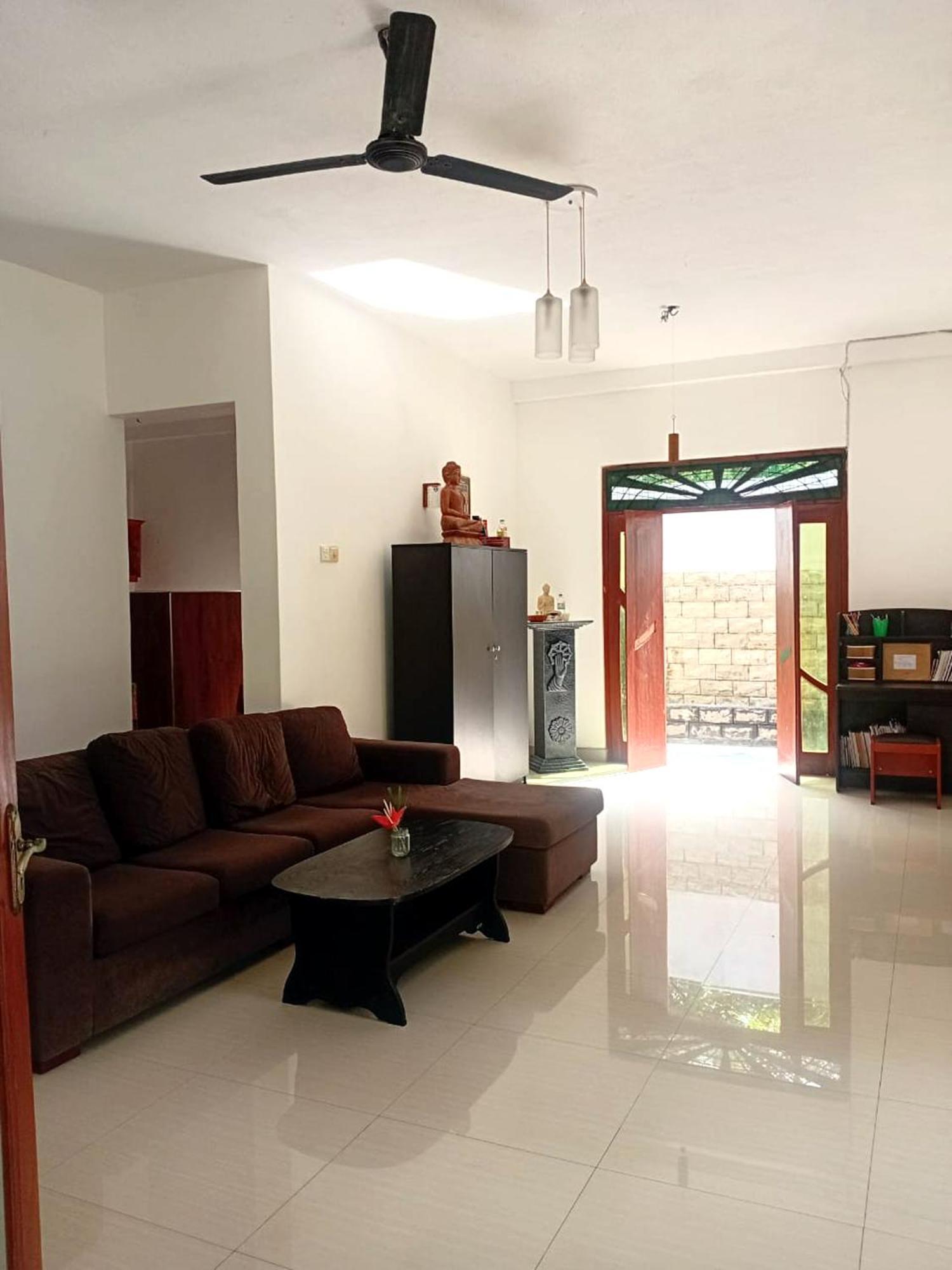 Guesthouse Dilush Beruwala Bagian luar foto