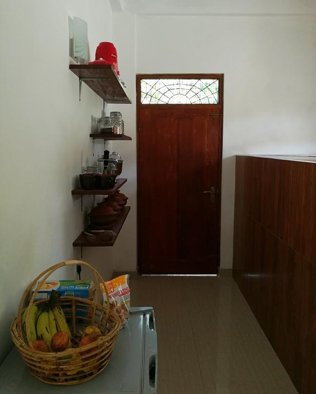 Guesthouse Dilush Beruwala Bagian luar foto